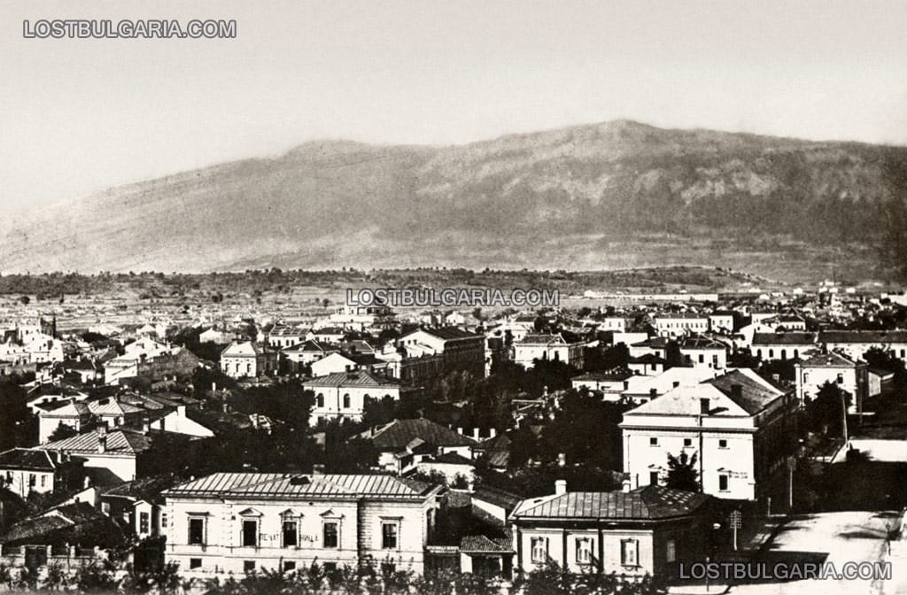 София, поглед от Военния клуб към Витоша и ул."Раковски", началото на ХХ век