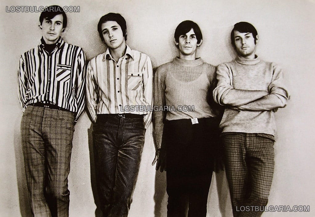 Група "Щурците", от ляво надясно : Кирил Маричков, Константин Атанасов, Петър Гюзелев и Петър Цанков, 1969 г.