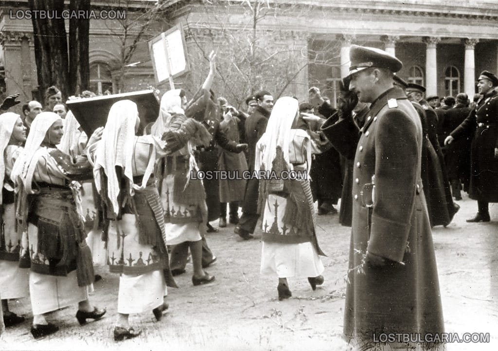 Н.В.Цар Борис III на шествие по повод присъединението на Тракия, Македония и западните покрайнини, 1942г.