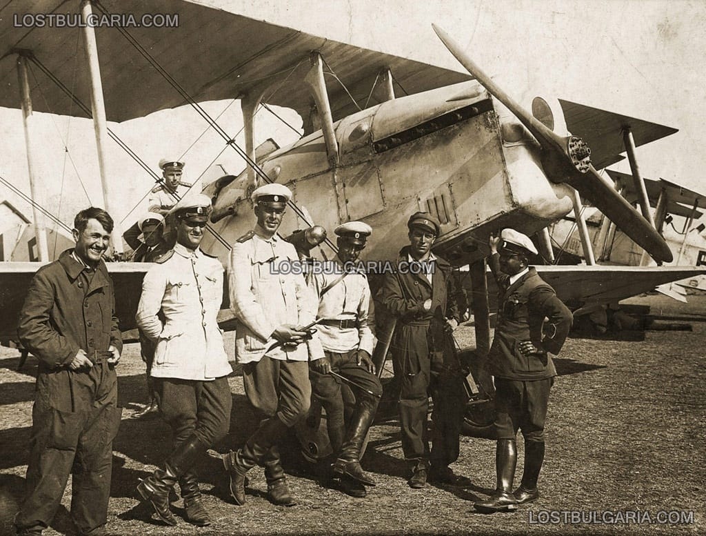 Български пилоти пред самолет Потез 17 (Potez XVII), 1928г.