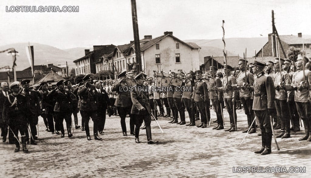 Освещаване на самолет "Миньор", подарен на Въздушни войски. 24 май 1937, Перник