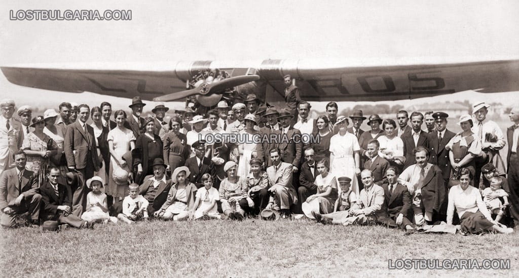Летище Божурище, снимка за спомен пред самолет Фоке-Вулф А-20 "Розелиус", 21 юли 1935 г.