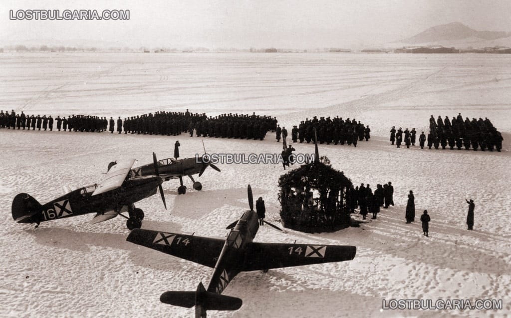 Водосвет на бойните знамена, изтребители Месершмит 109Е и Авиа Б-534 "Доган", 30 януари 1943 г.