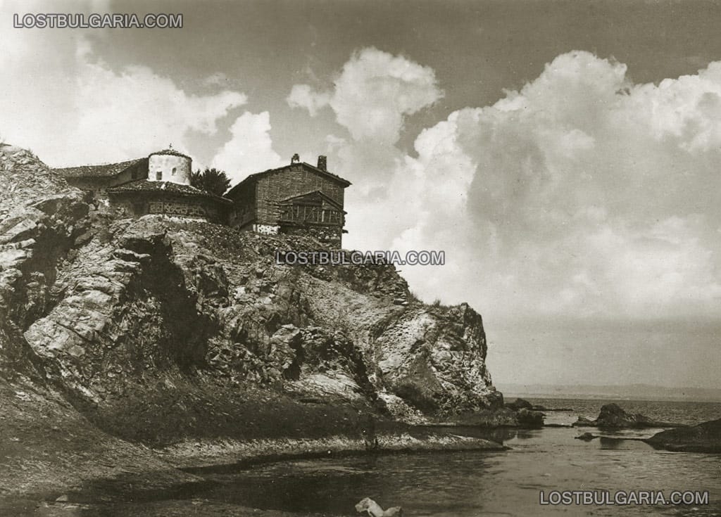 Бургас, остров Болшевик (Света Анастасия), манастирските сгради и църквата, 50-те години на ХХ век