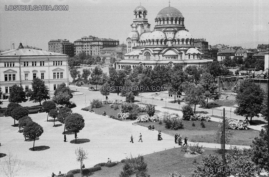 София,градината между Парламента и Ректората, 50-те години на ХХ век