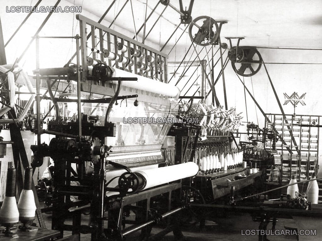 Мрежен отдел от фабриката за фланели, плетени долни гащи и пр. "Селвелиев и Цончев", Габрово, 30-те години на ХХ век