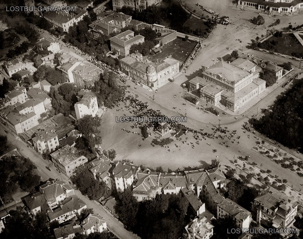 София, площадът пред Народното събрание, снимка от въздуха, 1926г.