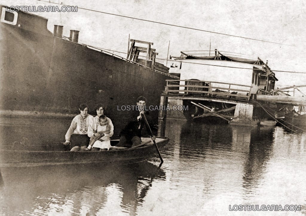 Разходка с лодка, Оряхово, пристанището 1927г.