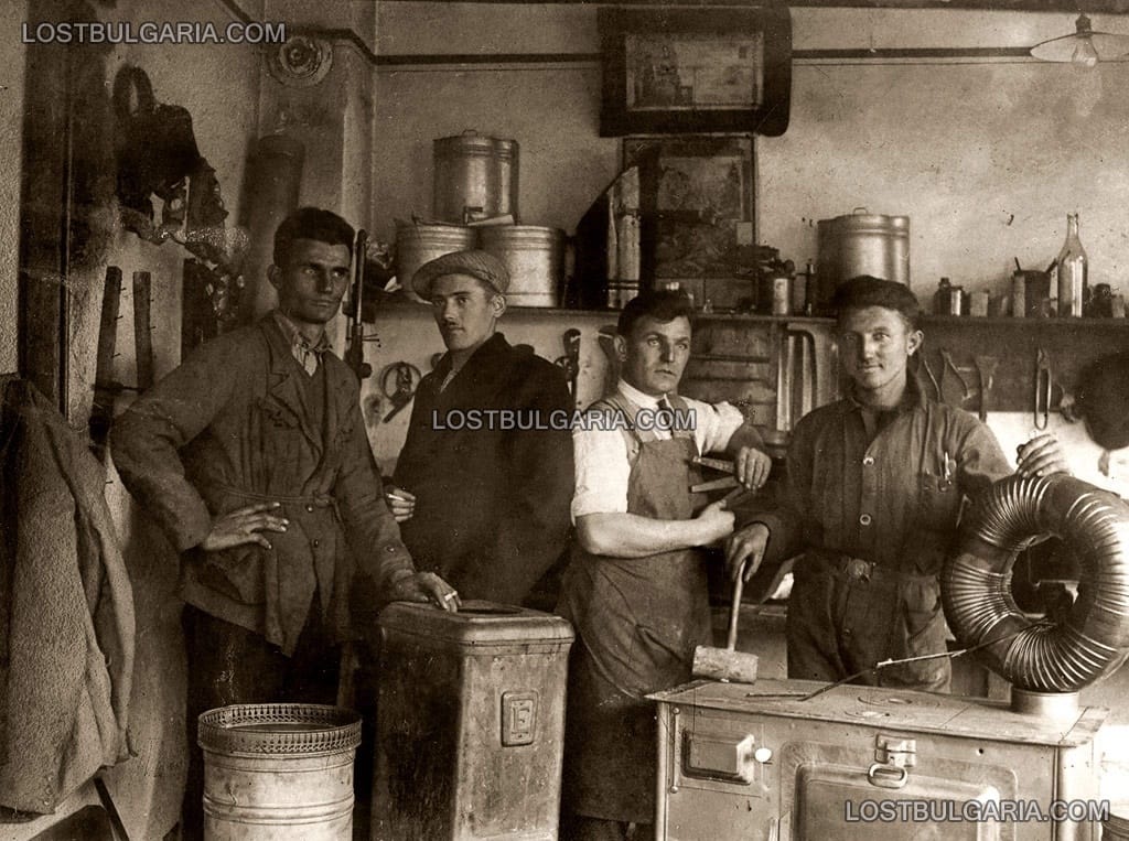 Работилница за печки и кюнци "Гарваня", 20-те години на ХХ век