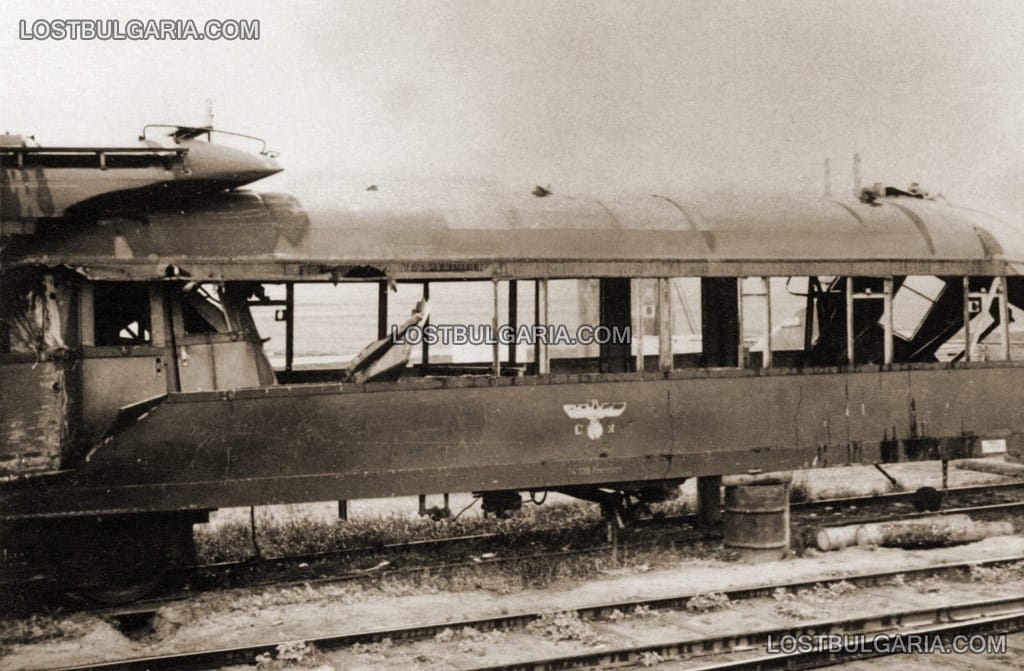 Българският санитарен влак на Източния фронт: Германски вагони, разрушени при някое от непрестанните партизански нападения