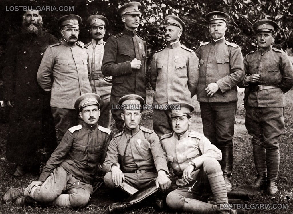 Скопска школа за запасни офицери, команден състав с началник подполковник Борис Дрангов, Скопие 1916-1917г.