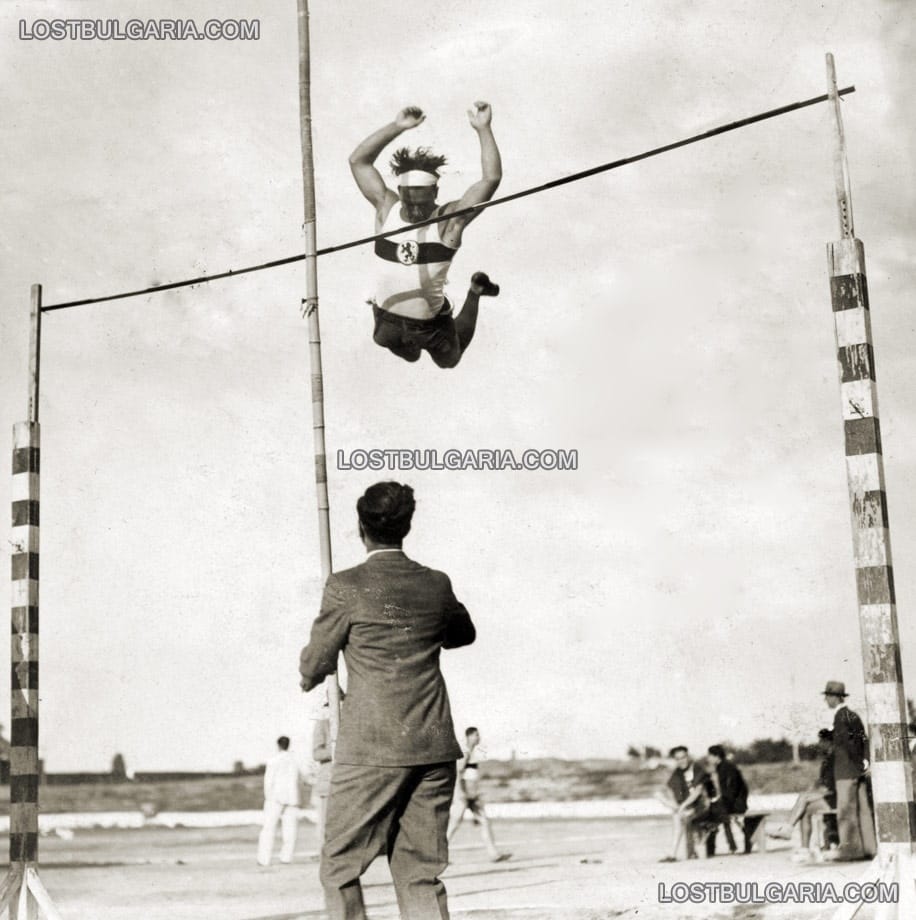 Овчарски скок с бамбуков прът, първата половина на 30-те години на ХХ век