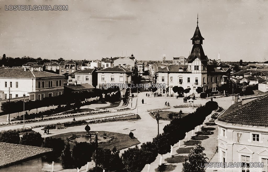 Пазарджик, центърът на града със Старата поща, 30-те години на ХХ век