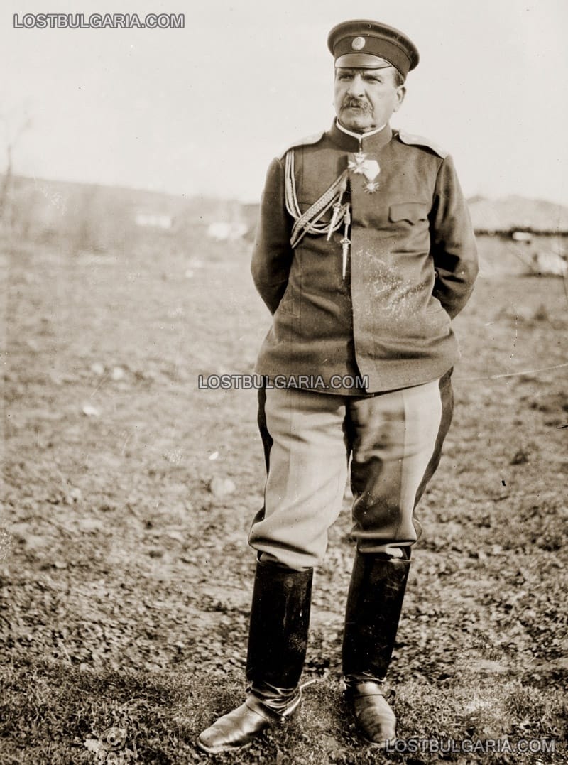 Генерал-лейтенант Радко Димитриев, командващ 3-та българска армия, при Чаталджа, 1912 г.