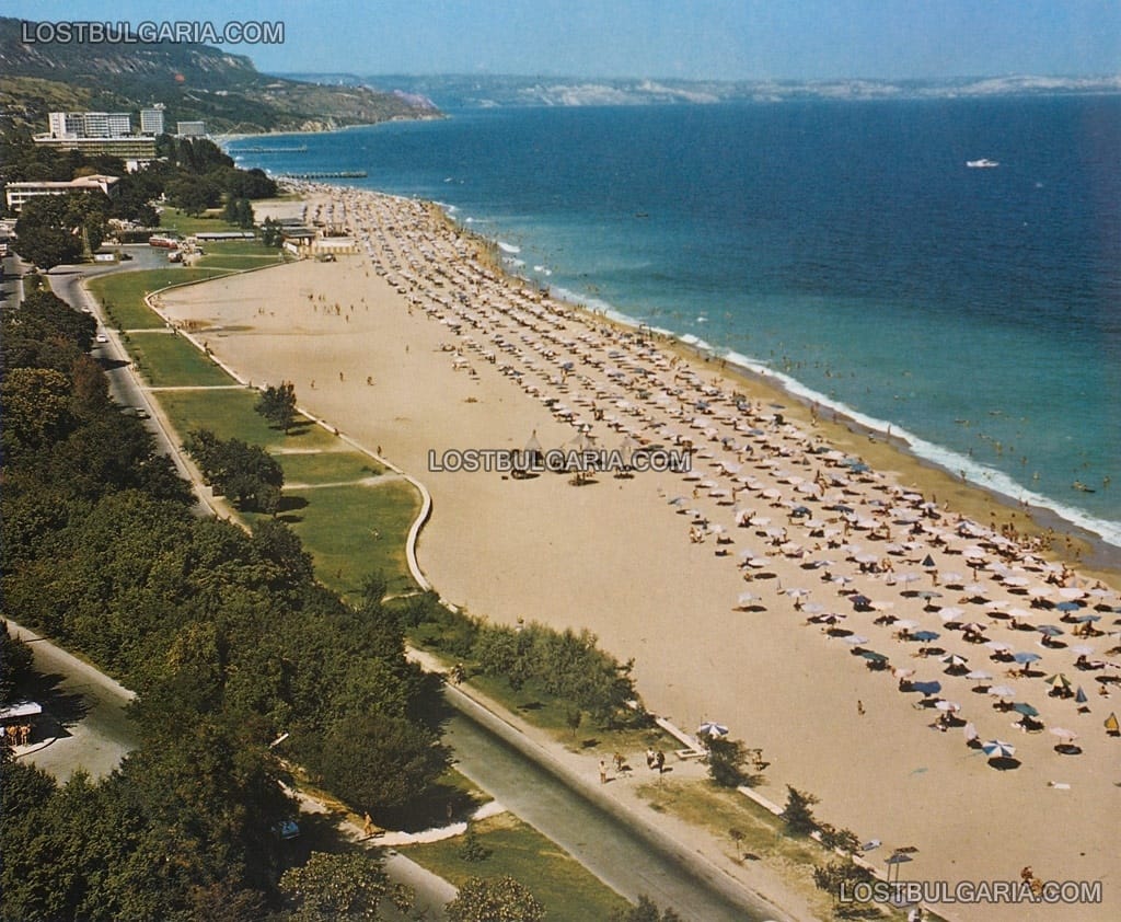 Варна, плажът на Златни пясъци, 60-те години на ХХ век