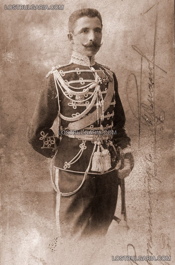 Ротмистър Борис Сирманов в парадна униформа на Лейбгвардейския на Н.В. конен полк, като адютант, 1904г.