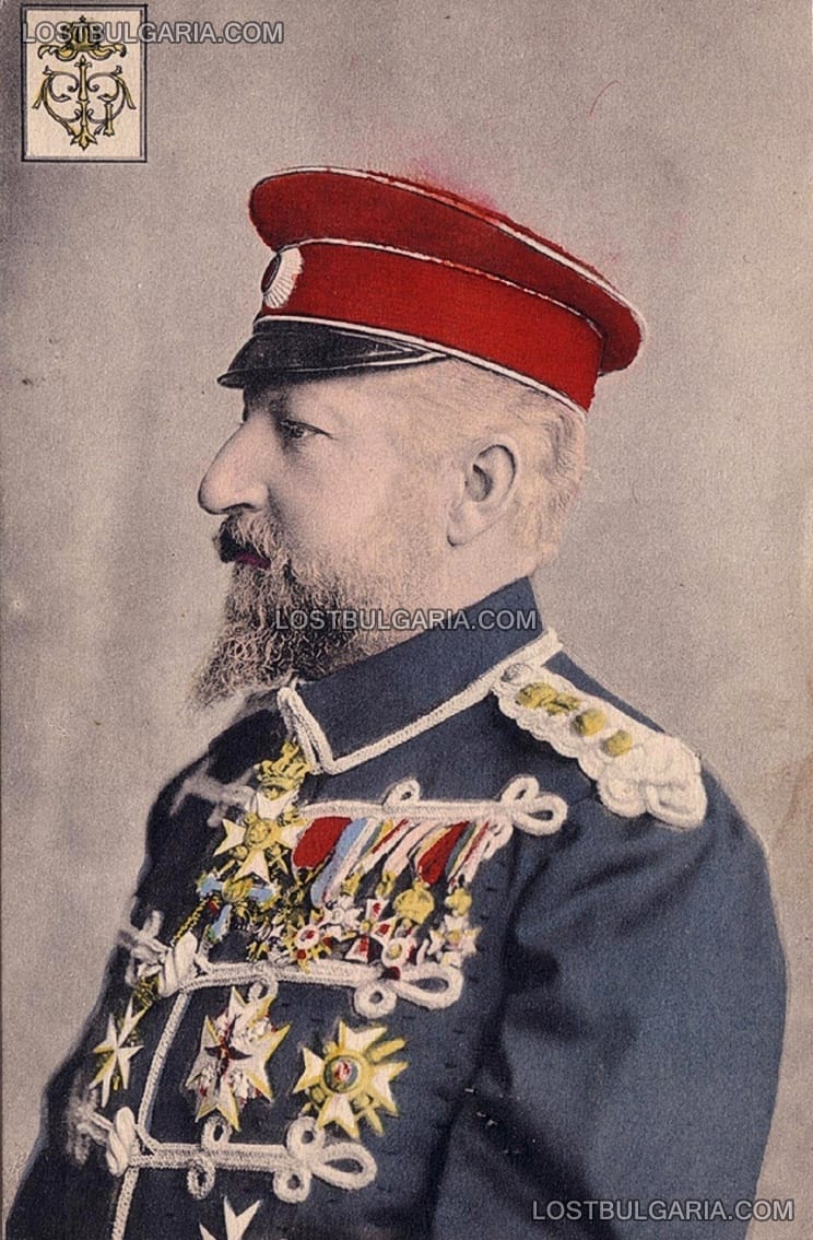 Н.В. Цар Фердинанд в дежурна униформа с венгерка, като генерал от кавалерията, началото на ХХ век
