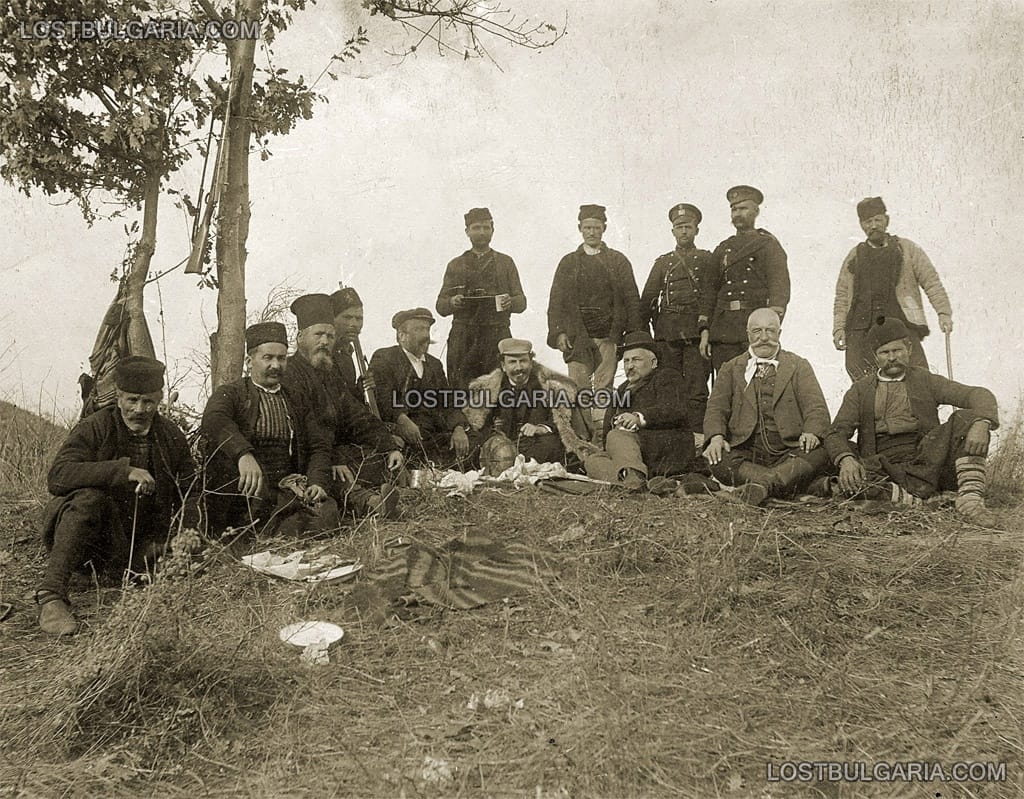 Група мъже на излет, 20-те години на ХХ век