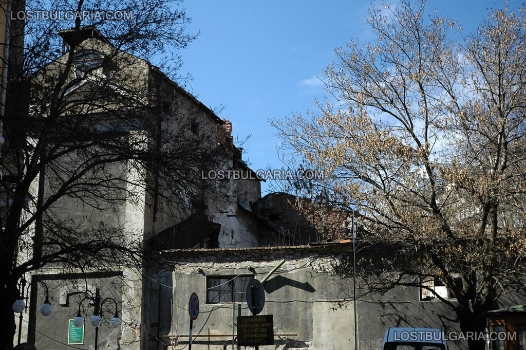 София, изоставената бирена фабрика на братя Прошек, 2003г.