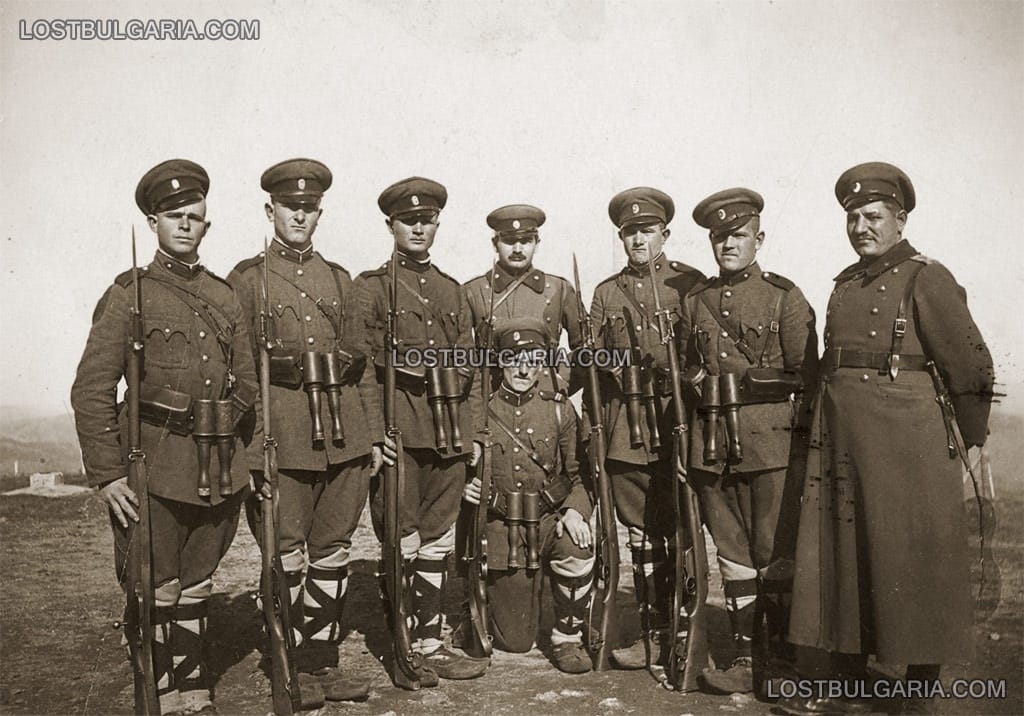 Войскова единица със своя командир - граничари, 30-те години на ХХ век
