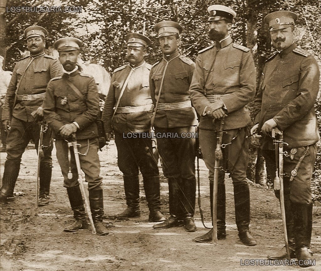 Български офицери от Планинската артилерия, преди 1912 г.