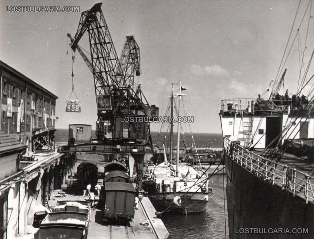 Бургас, пристанището, 50-те години на ХХ век