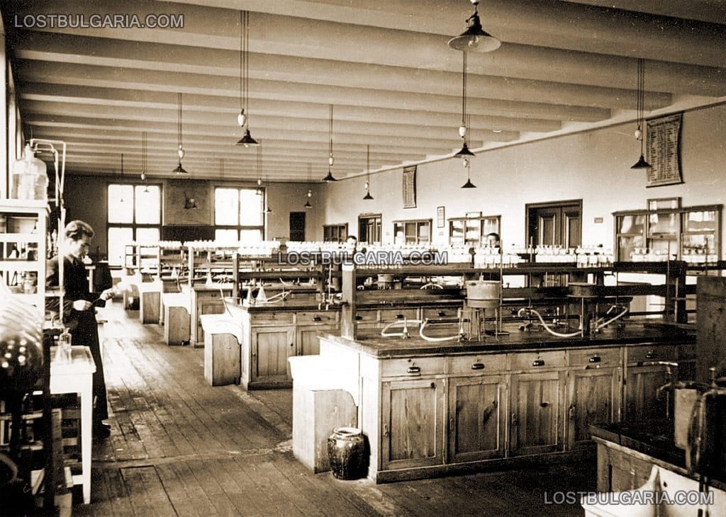 Лаборатория по земеделска химия в Агрономо-лесовъдния факултет в София, 20-те години на ХХ век