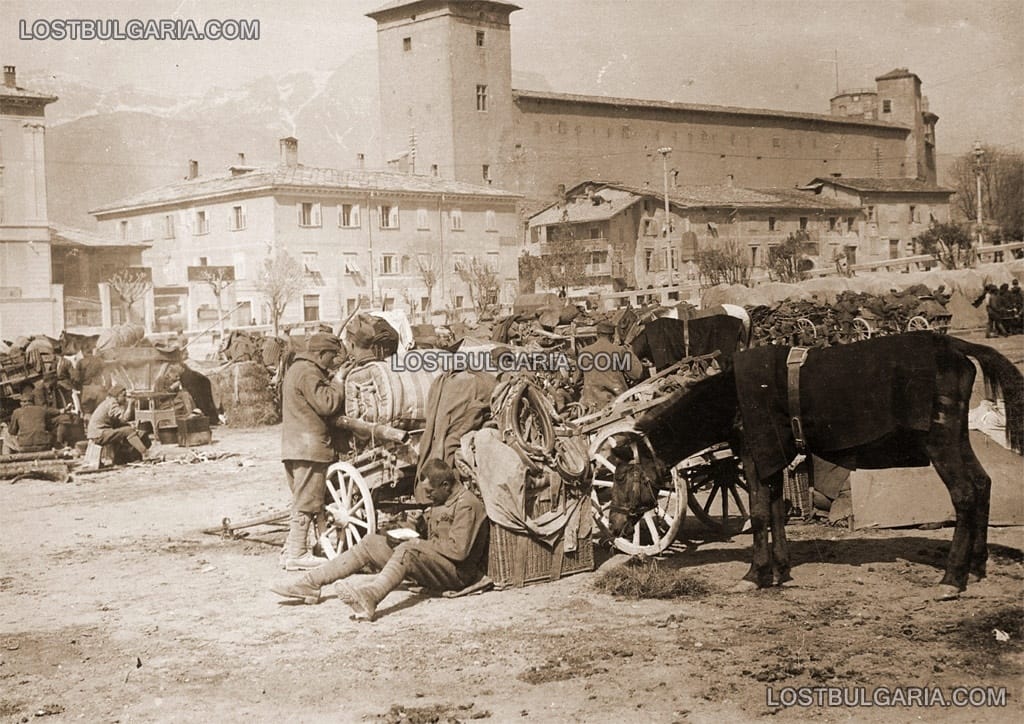 Почивка на австро-унгарската войска, Тренто, Италия
