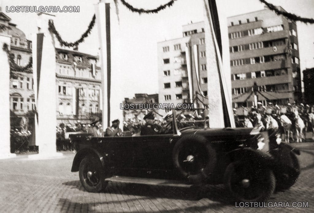 Посещението на югославския крал Александър I в София, на път към Двореца, 27 септември 1934 г.