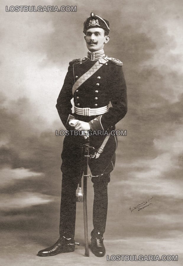 Български офицер от кавалерията по време на обучение в Кавалерийската школа в Сомюр, Франция, 1909 г.