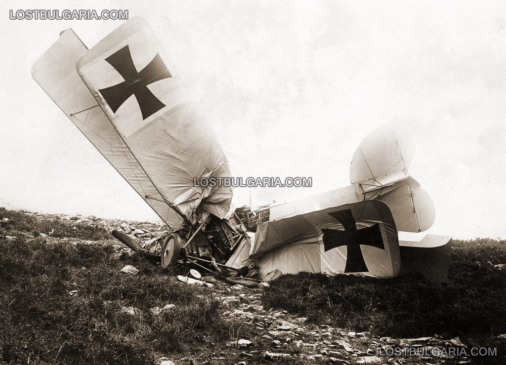 Катастрофирал германски или български самолет на Южния фронт