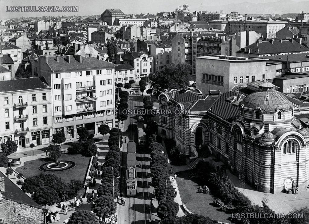 София, Централна баня и улица "Искър", 60-те години на ХХ век