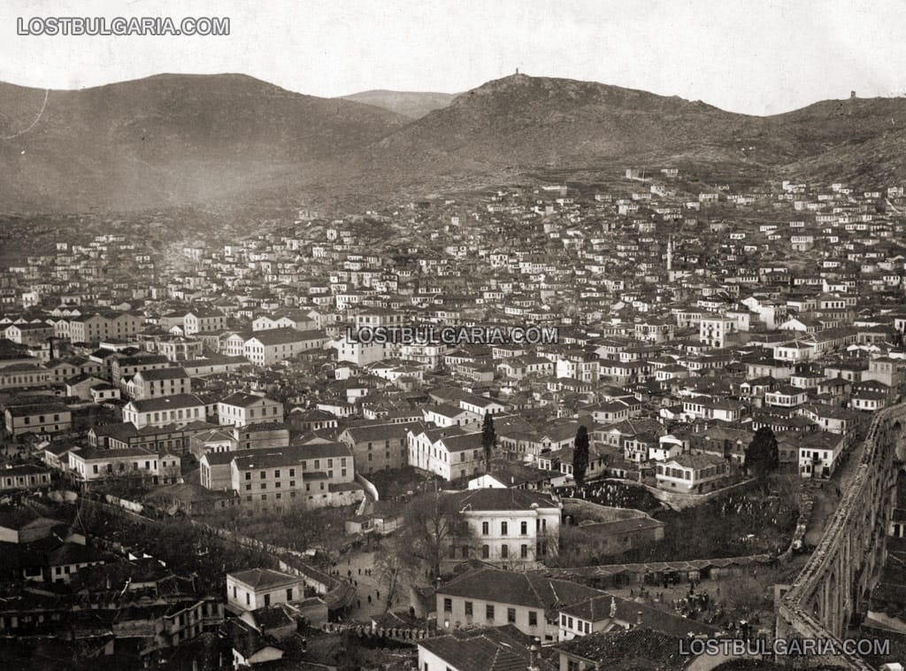 Изглед към гр. Кавала (Kavala) от върха на крепостта, 1917 г.