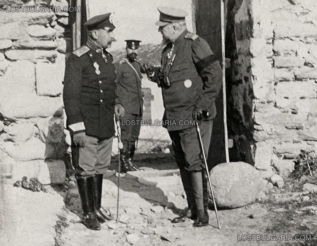 Генерал Стилиян Ковачев и Цар Фердинанд в град Кавала след превземането на града, 1912 г.