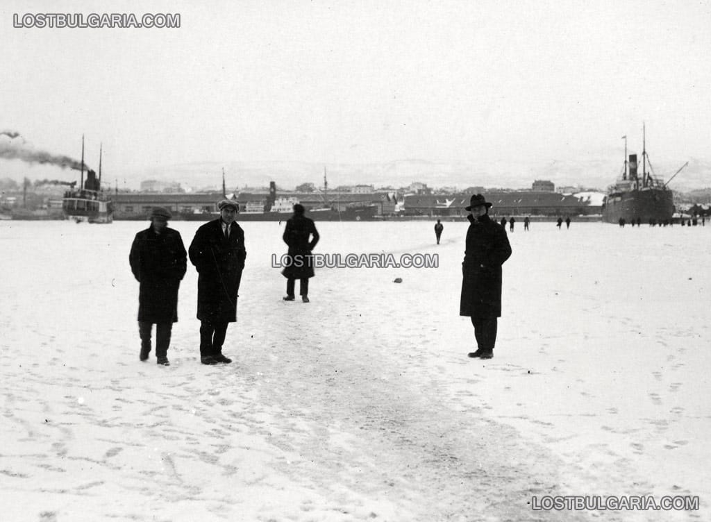 Варна - замръзналото пристанище в 1929 г.