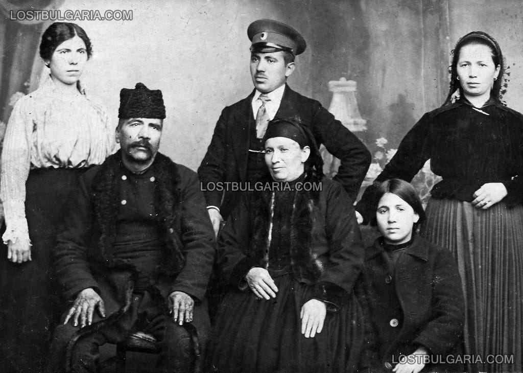 Семейство от Червен бряг, 20-те години на ХХ век