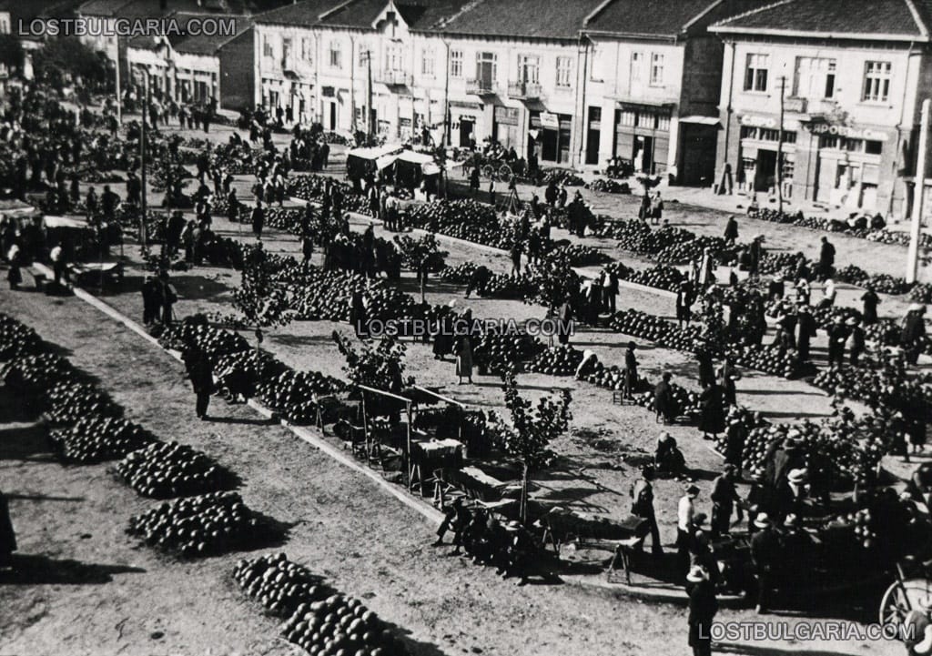Павликени, пазар на дини, 30-те години на ХХ век