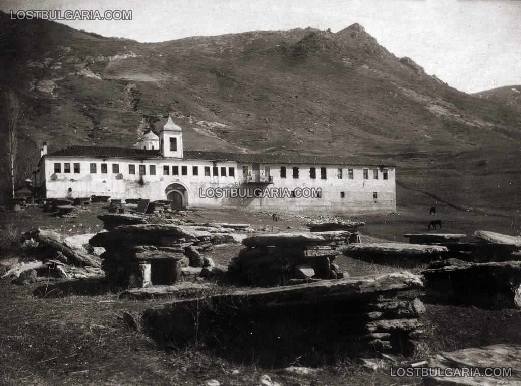 Манастирът "Св. Никола" при с. Прилепец, Прилепско, 1918 г.
