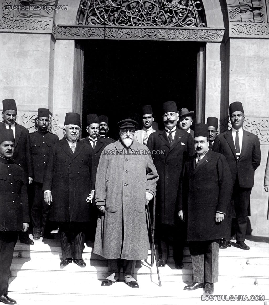 Цар Фердинанд в изгнание - посещение в Египет, среща с египетски първенци, Кайро, 3 март 1930 г.