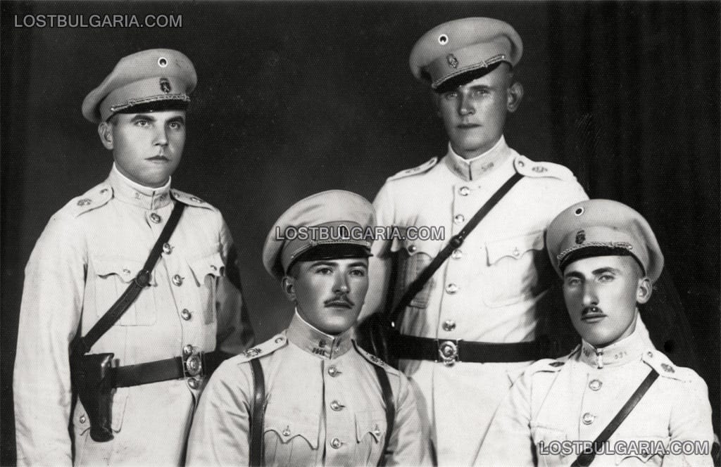 Група полицаи от софийско полицейско управление, 30-те години на ХХ век﻿