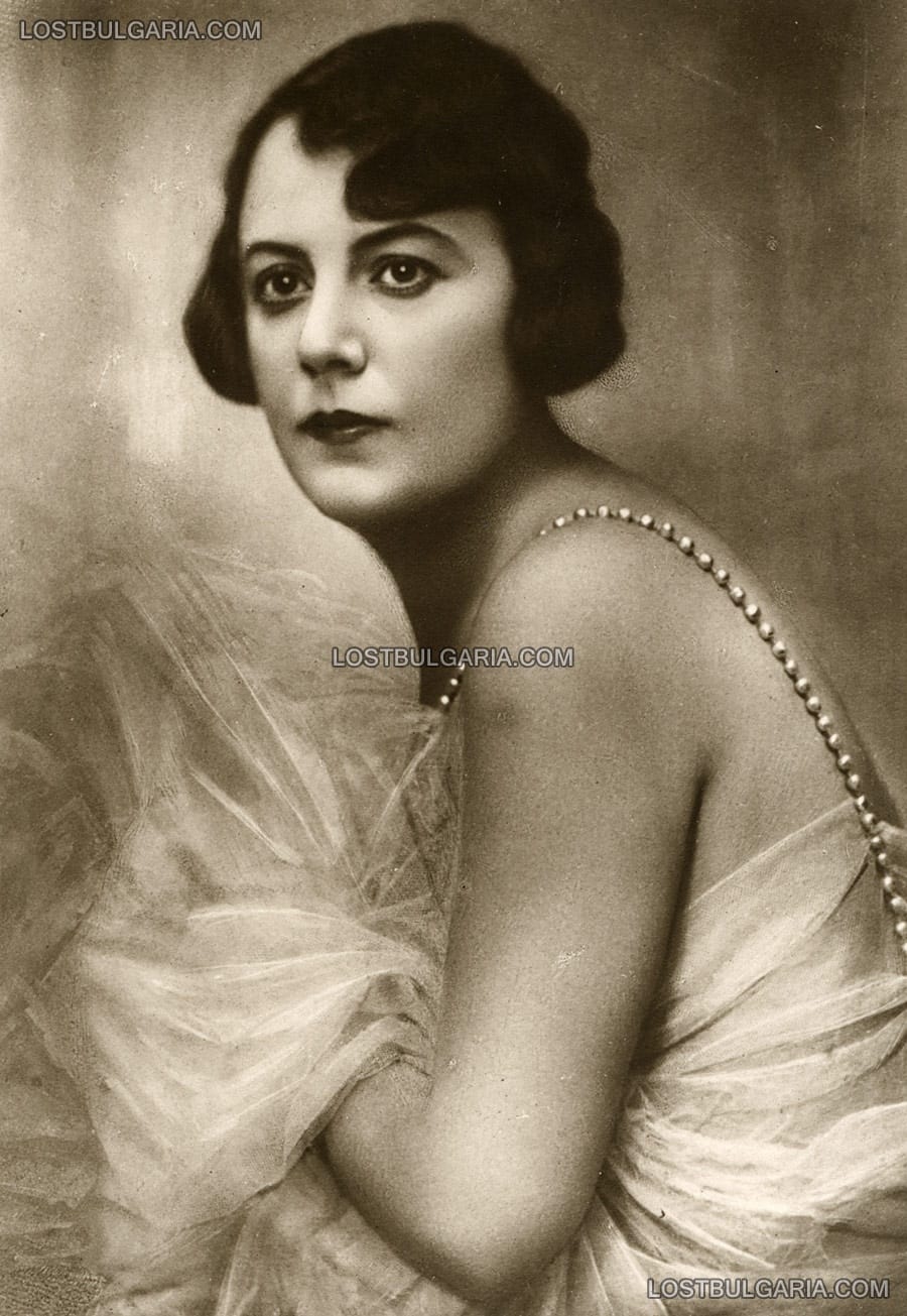 Портрет на оперната певица Милка Золотович, 30-те години на XX век