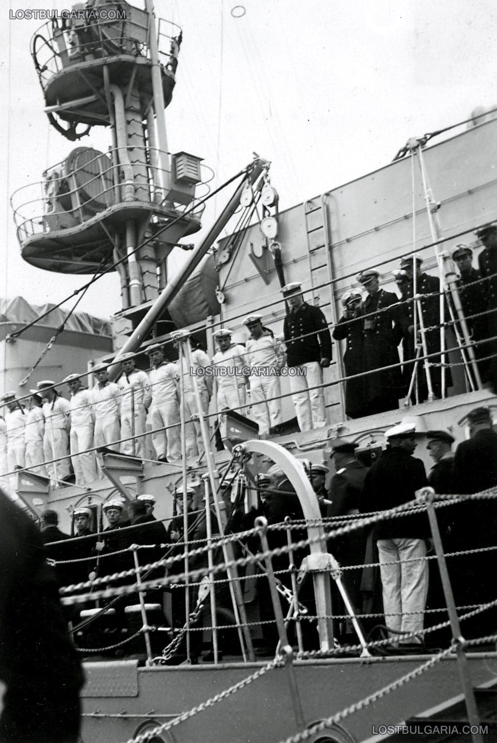 Официално посещение на германския крайцер "Емден" III във Варна, чийто екипаж участва в откриването на паметника на загиналите подводничари от подводница U-46, пристанище Варна, 11-18 ноември 1938 г.