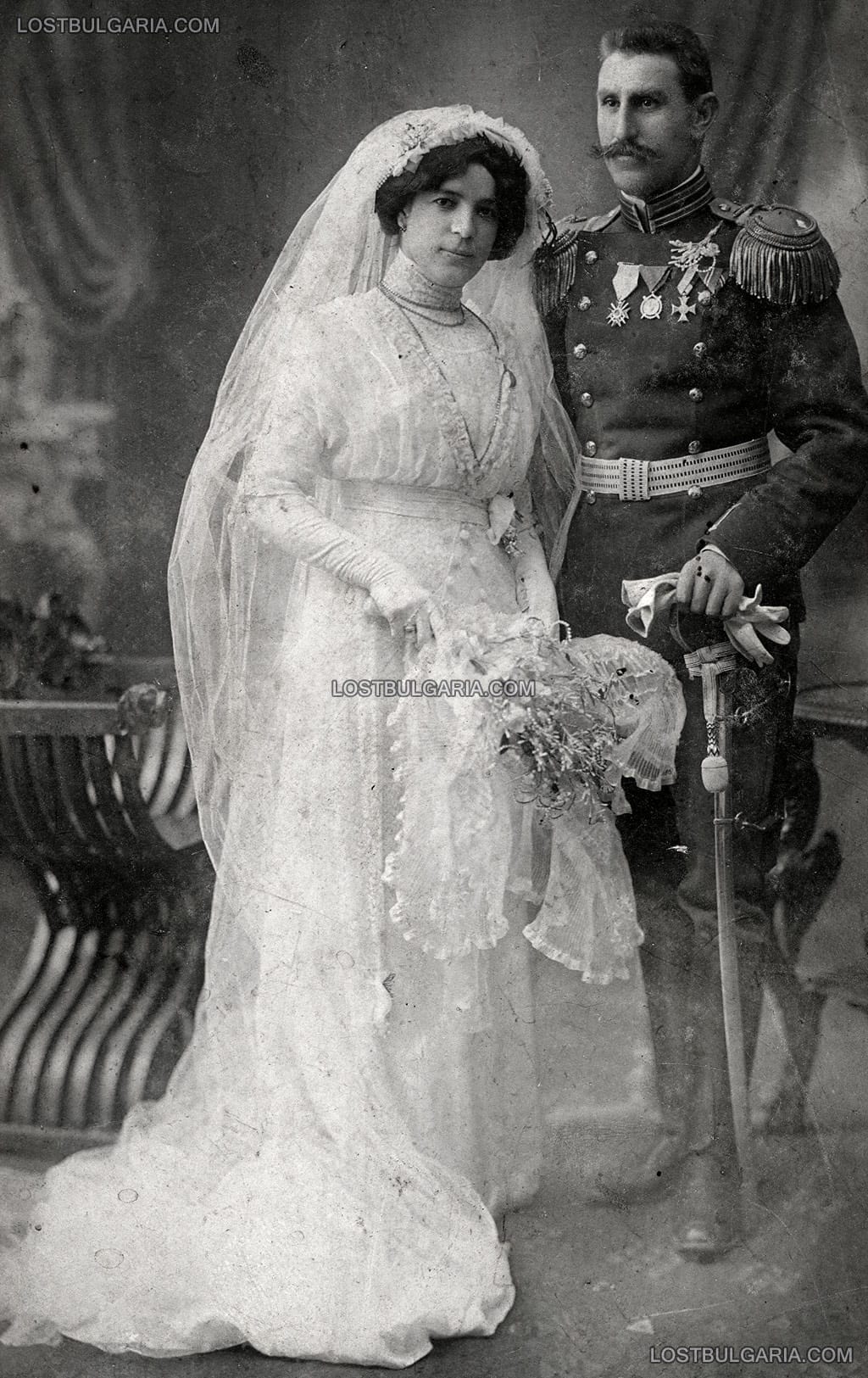 Сватбен портрет на офицер и съпругата му, Кюстендил, 1914 г.