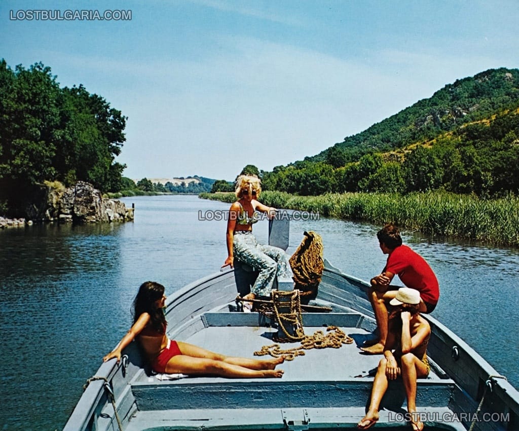 Разходка с лодка по река Ропотамо, 60-те години на ХХ век