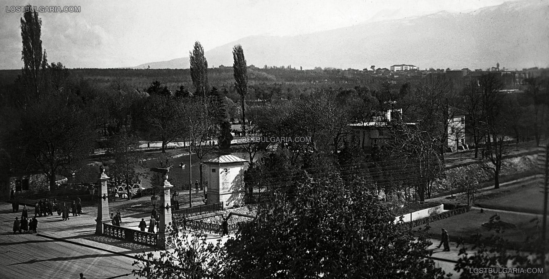 София, Орлов мост, езерото Ариана и Перловската река, панорама от 30-те години на ХХ век