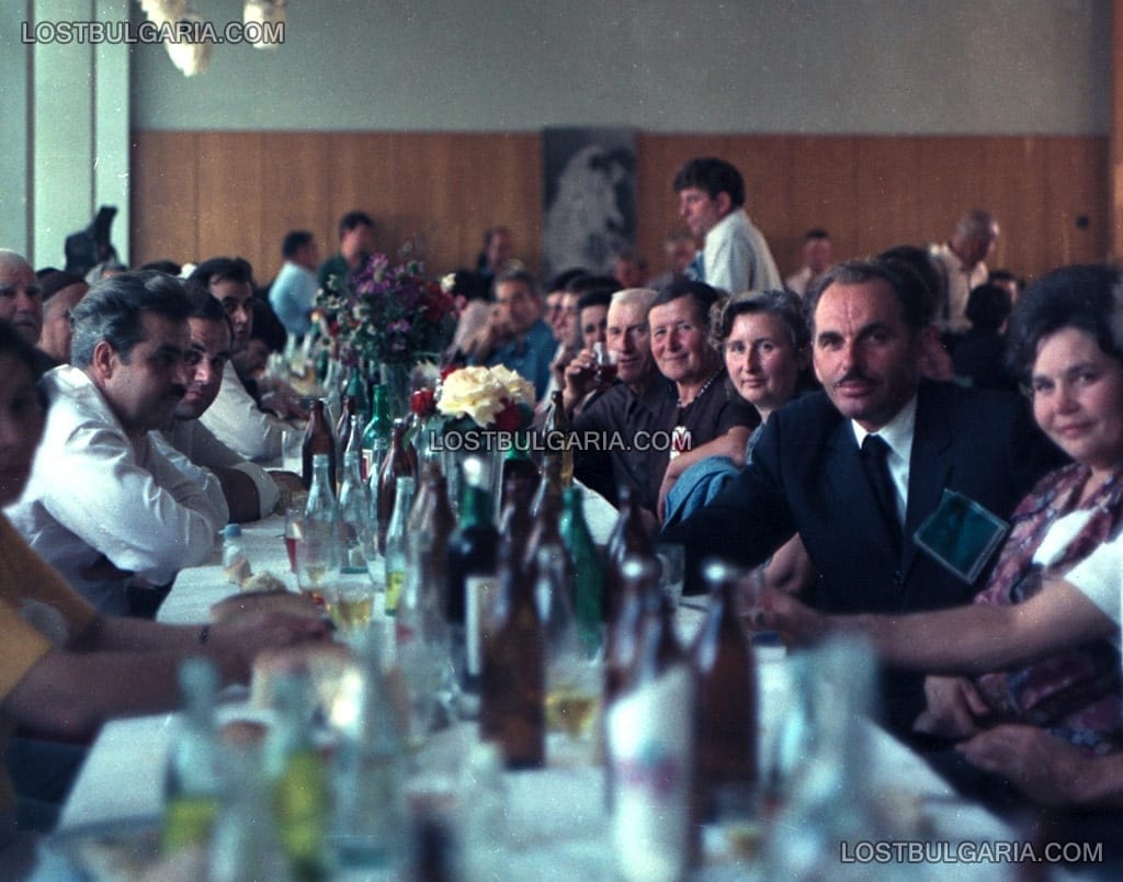 Сватбено празненство в ресторант, Козлодуй 1974 г.