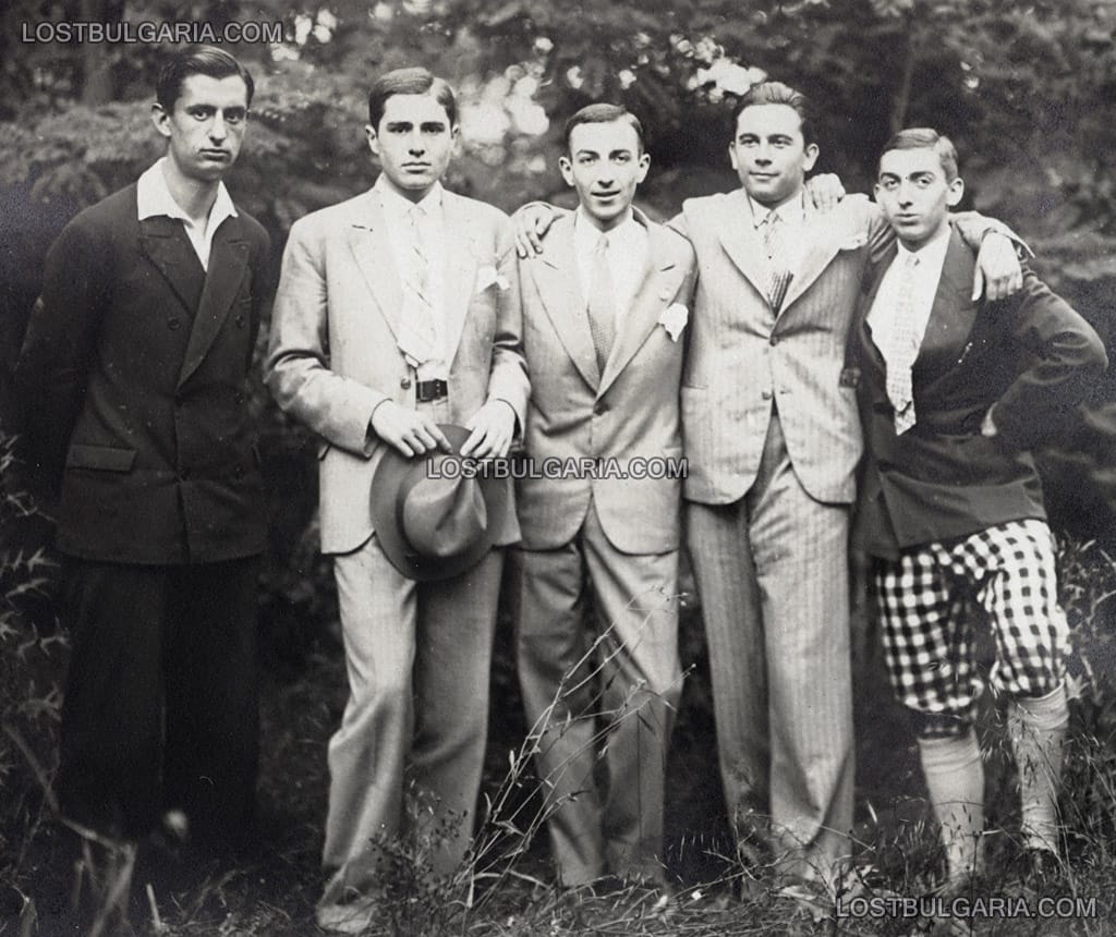 Абитуриенти от Първа софийска мъжка гимназия, май 1930 г.