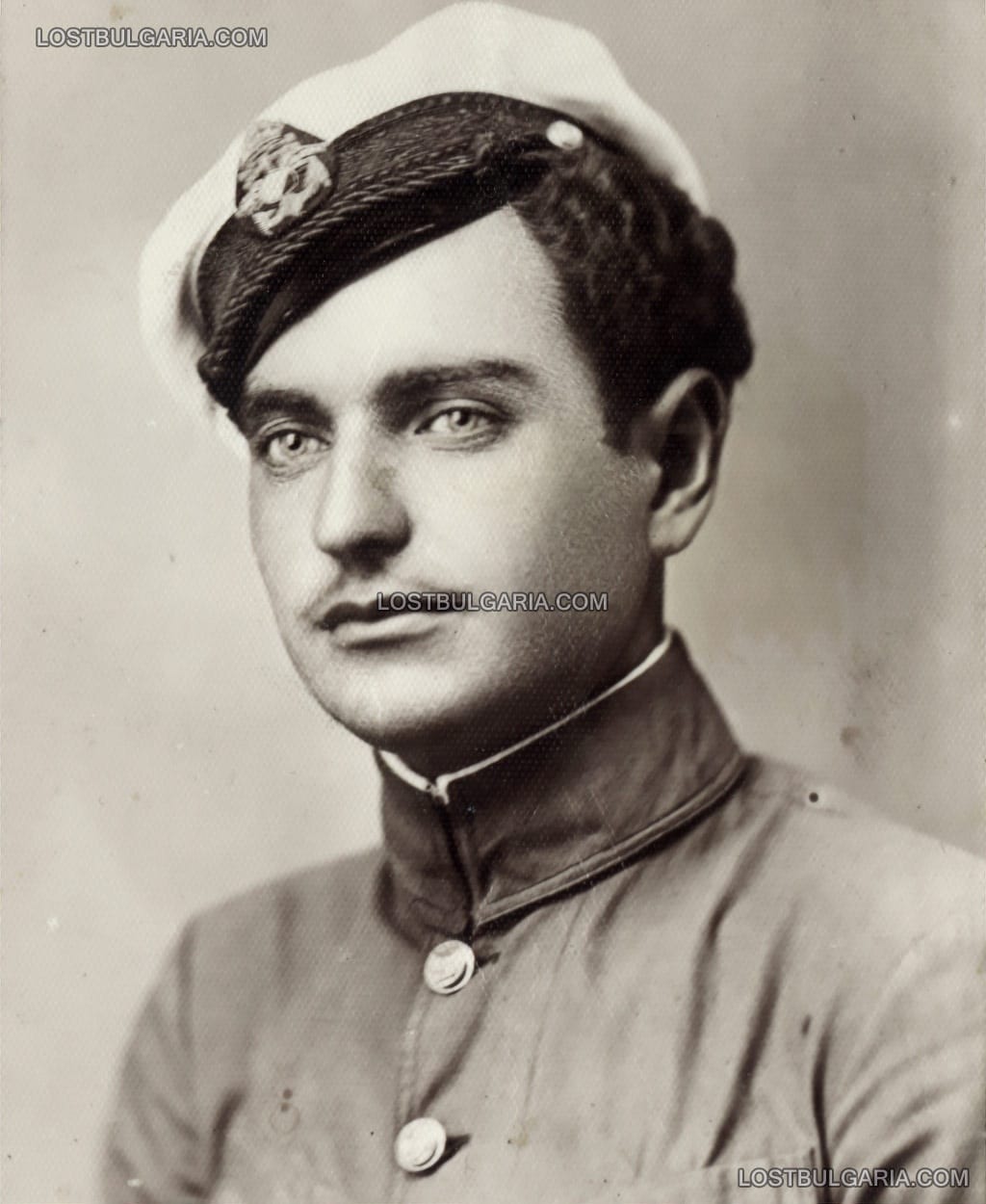 Портрет на български морски офицер, Кавала 1942 г.