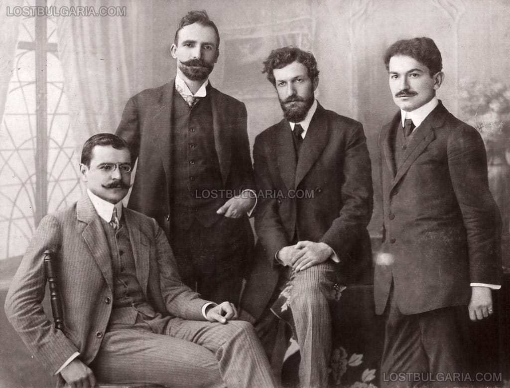 Петър Нейков, Елин Пелин, Димитър Бояджиев и Любомир Давидов, София 1907 г .