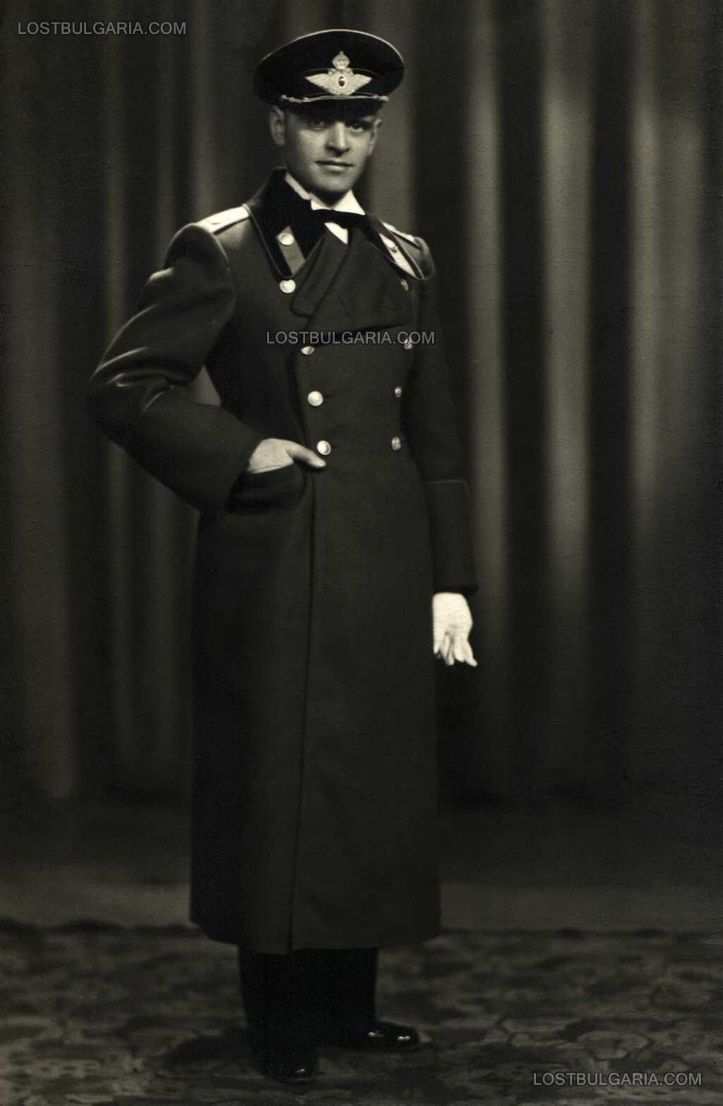 Летецът изтребител капитан Добри Бочев Доневски, 40-те години на XX век